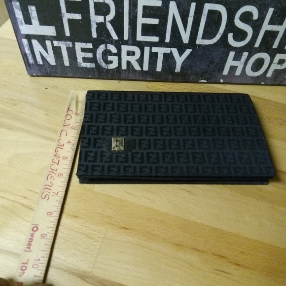 Women's Vintage Black Clutch Purse with Matching Billfold Wallet - Picture 2 of 11